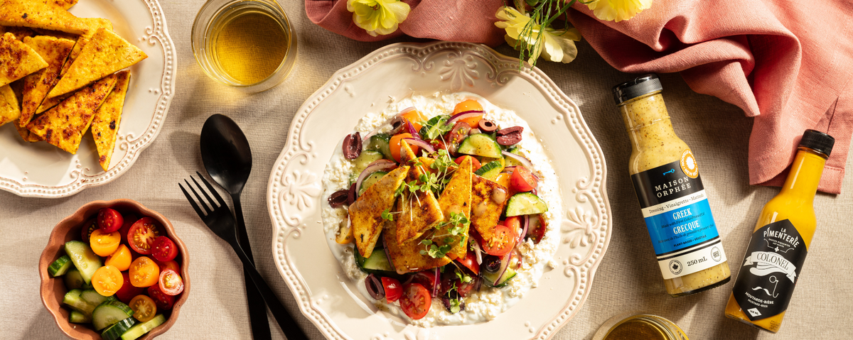 Greek salad with crispy tofu – La Maison Orphée