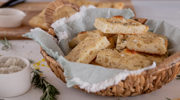 Focaccia à l'ail et au romarin