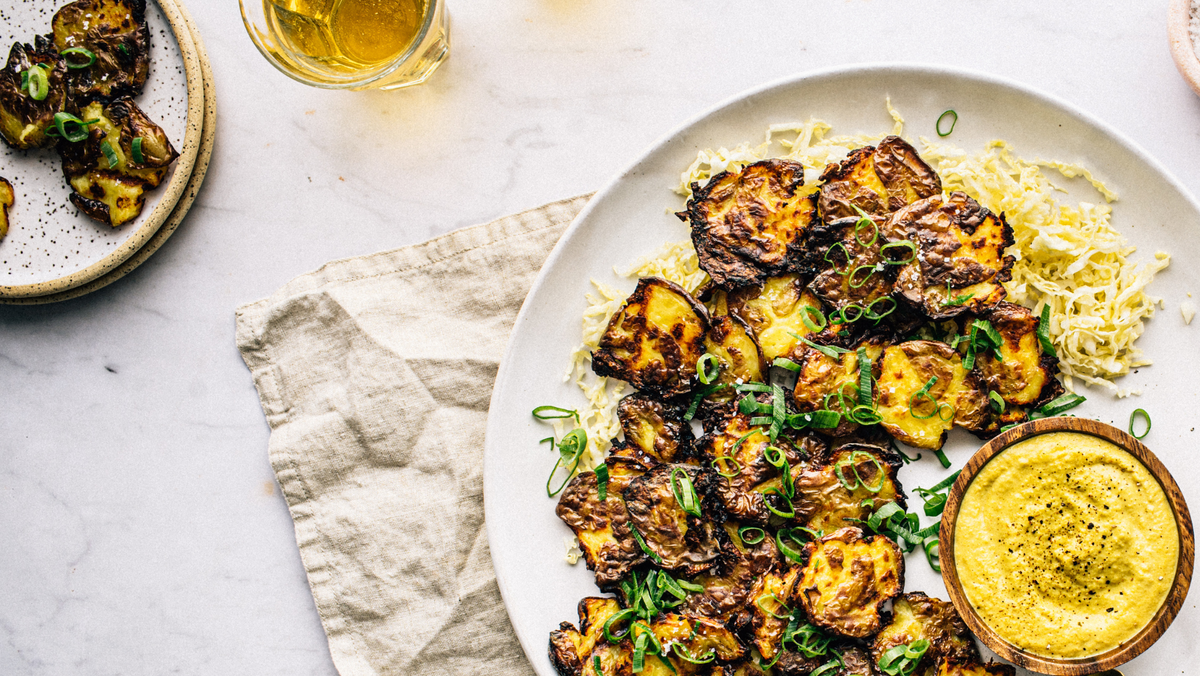 Mashed Potatoes with Cabbage-Mustard Dip (Air Fryer)
&ndash; La Maison Orphée
