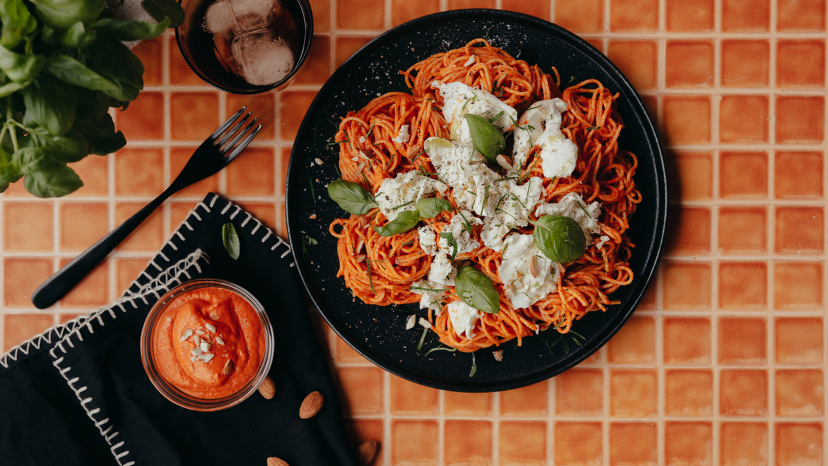 Romesco Sauce with Roasted Bell Pepper and Olive Oil – La Maison Orphée