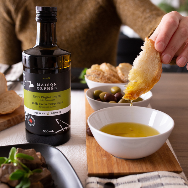Huile d'olive vierge extra poivrée dégustation
