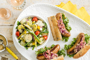 Sandwichs aux saucisses de Toulouse avec salade de type Niçoise, Maison Orphée des repas simples et rapides sans compromis